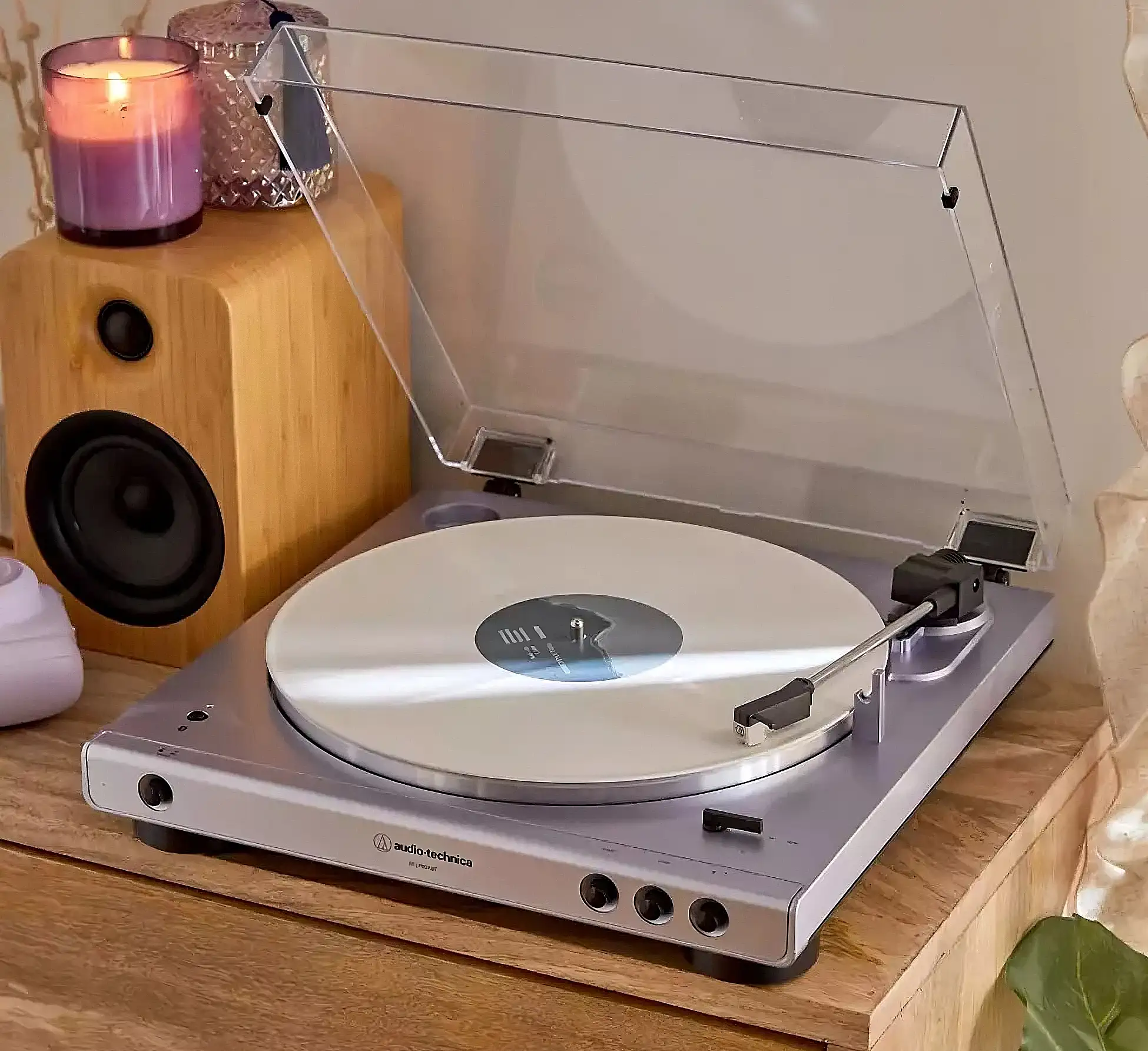 Audio-Technica AT-LP60XBT виниловый проигрыватель