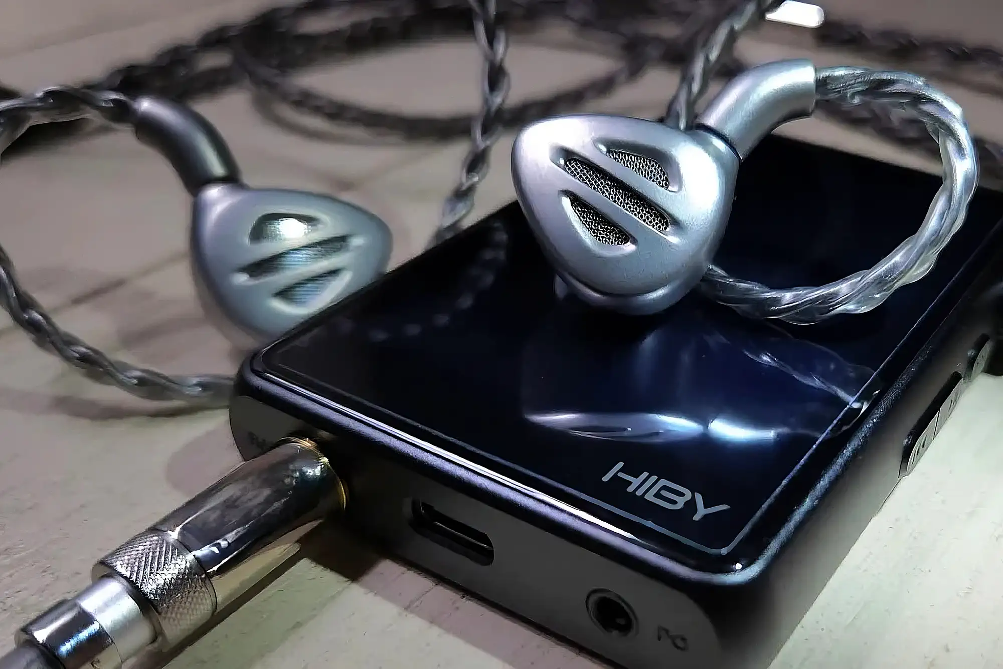 HiBy R3 II внутриканальные наушники 4.4 мм баланс