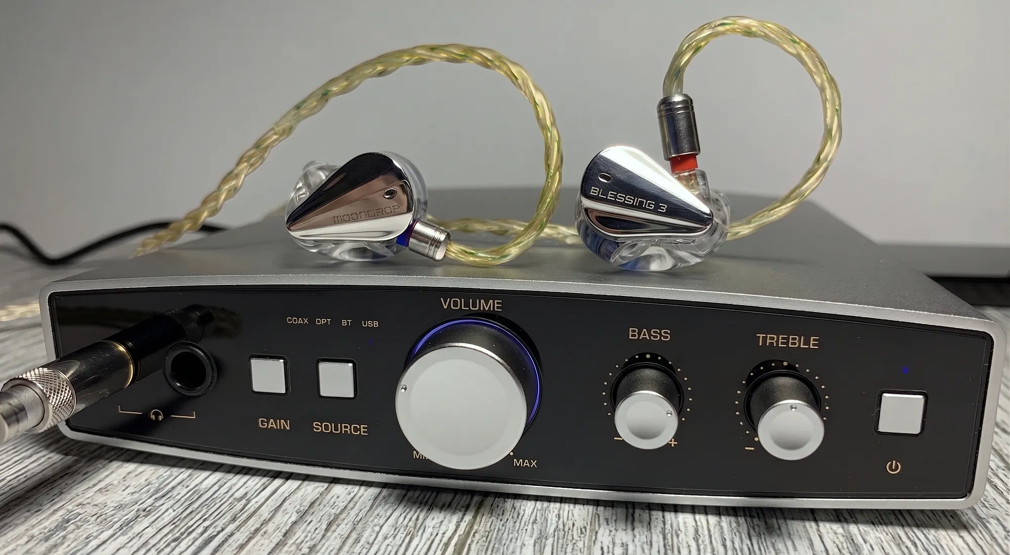Тестирование звучания ЦАП и усилителя для наушников Shanling EH2 с IEM наушниками Moondrop Blessing 3.