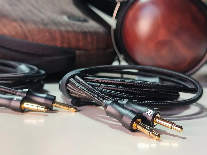 FiiO FT1 кабели выходные разъемы 3.5 мм